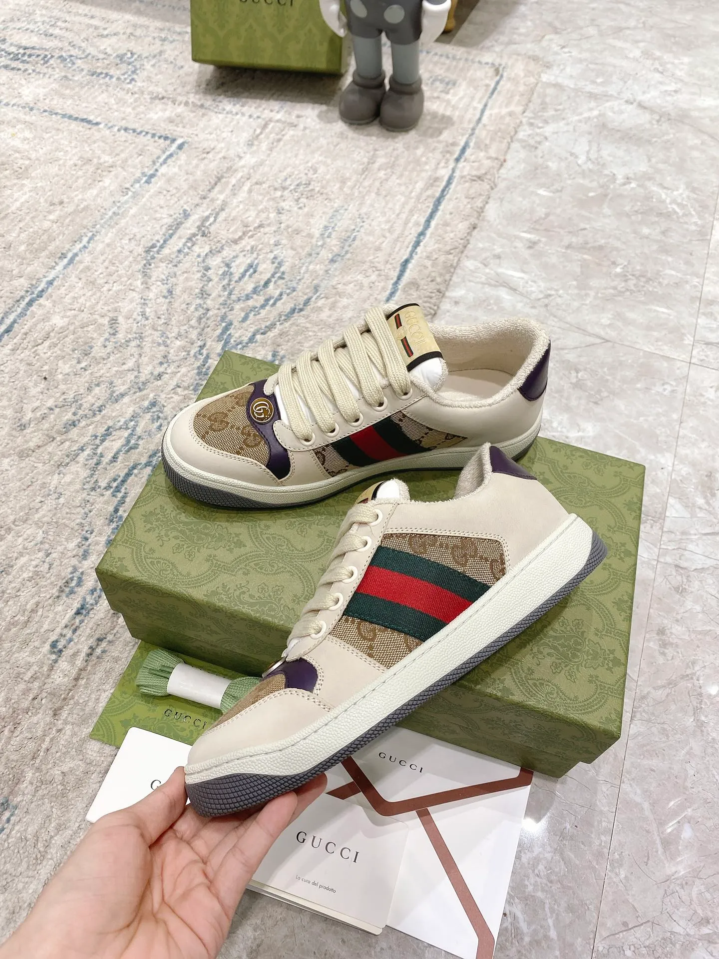 Gucci - Newly upgraded Gucci dirty shoes for couples 👫 2022 early spring new style... GG series distressed casual dirty shoes for the catwalk ⚠️⚠️ Original development and purchase level version... Metal double G crystal cylindrical logo... Gucci original pattern webbing... Exclusive color rubbed cowhide fabric, original terry cloth is delicate, soft and more comfortable and breathable, privately stamped two-color original TPU outsole (lower layer is wider, upper layer is narrower) Ready stock, matching packaging... 35-40/39-44 regular size 💰Female style 290 💰Male style 290